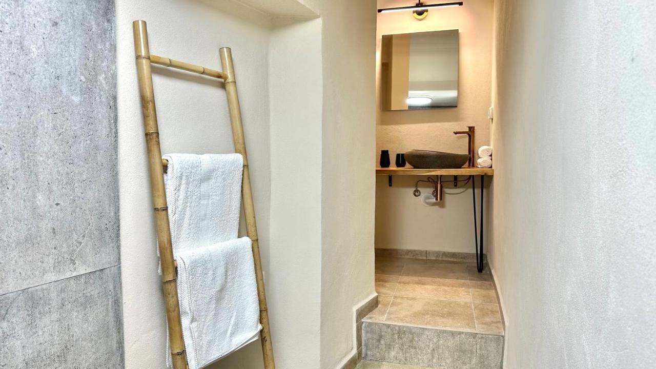 Knight House Akko Apartment Bagian luar foto