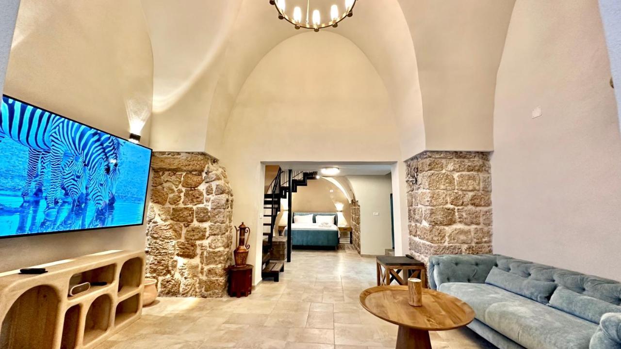 Knight House Akko Apartment Bagian luar foto